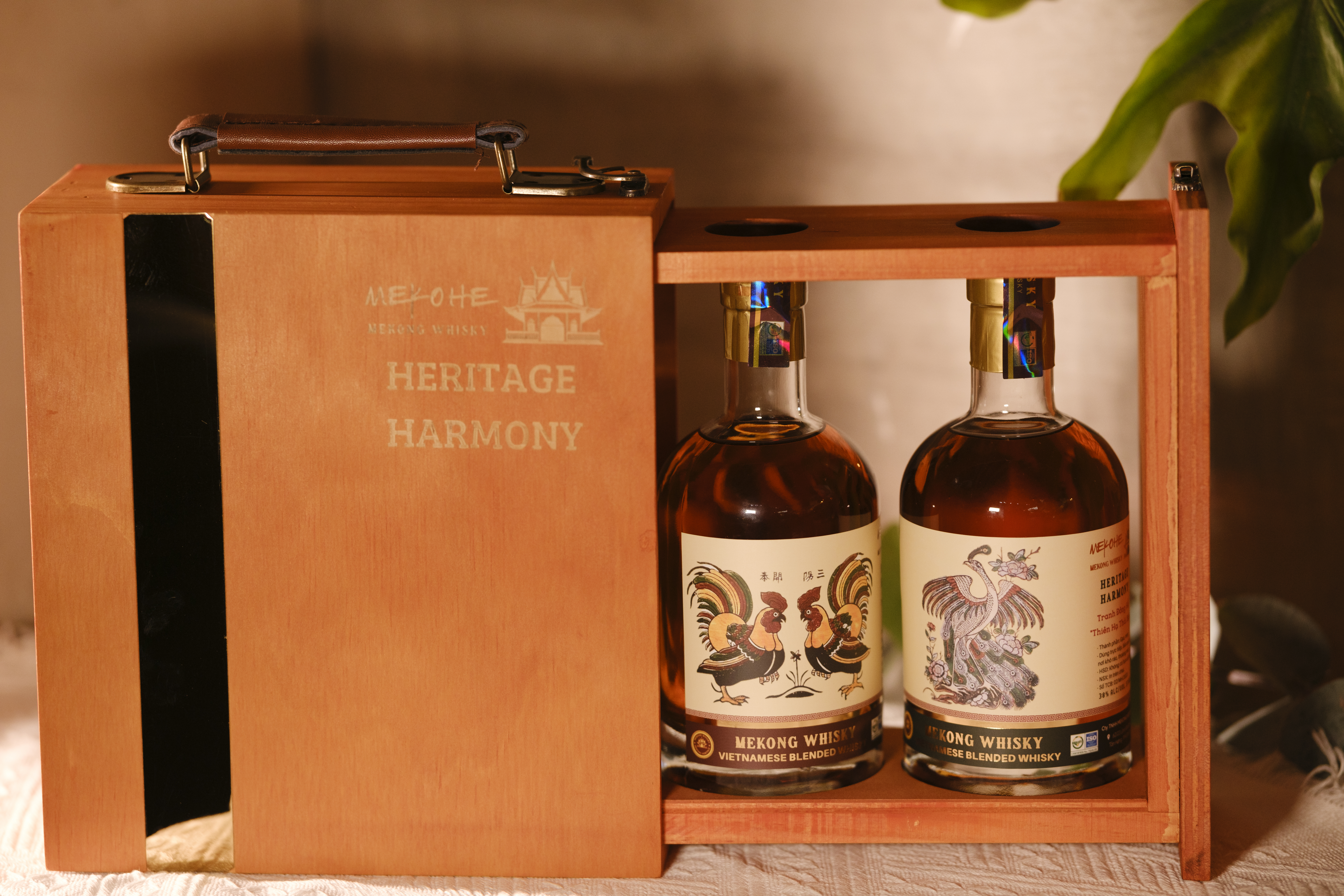hop-ruou-whisky-cao-cap-mekohe-harmony-1